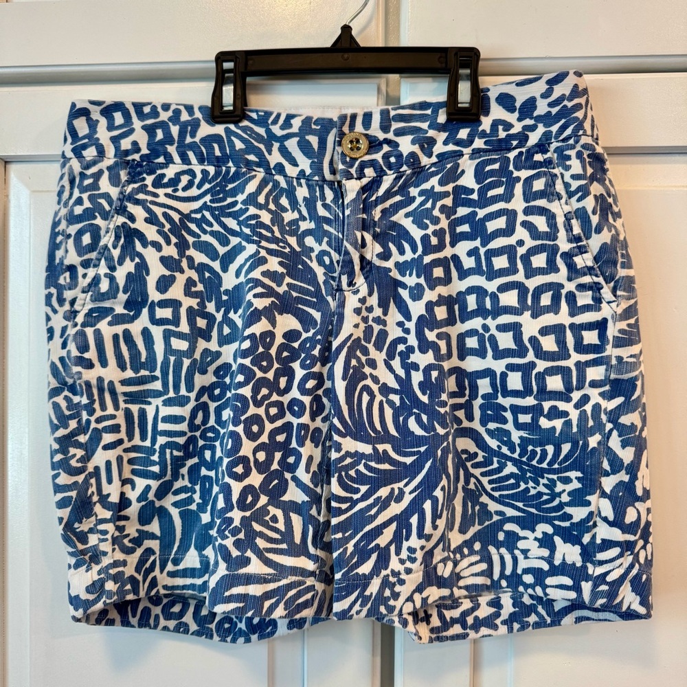 Lilly Pulitzer-‎ The Chipper Short- Size 4